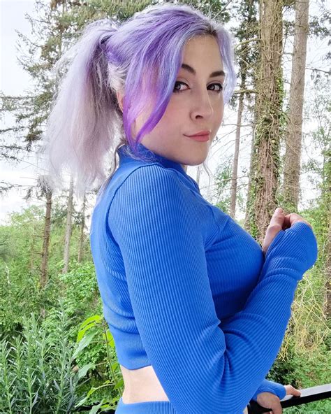 InfluencerNSFW .